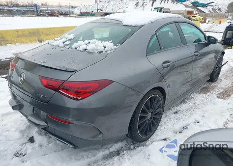 2020 Mercedes-Benz Cla 250 4Matic z USA, uszkodzony, nr VIN W1K5J4HB5LN101662